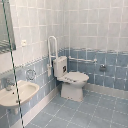 Zámecká Pošta 3* Neznasov