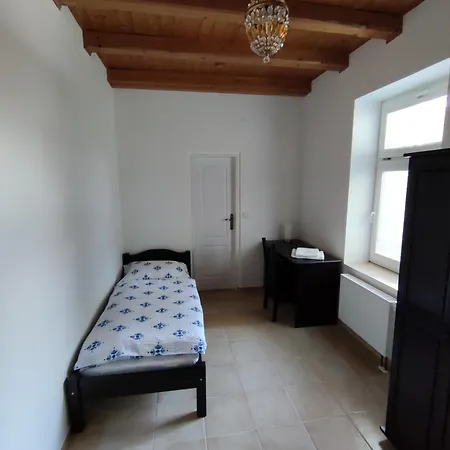 Zámecká Pošta 3*
